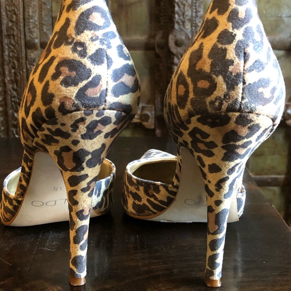 Gorgeous Suede Leopard Print Heels ♥️ - Picture 7 of 12